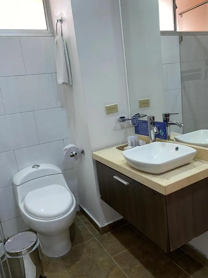 Apartamentos Regency La Feria Bogotá Hotel