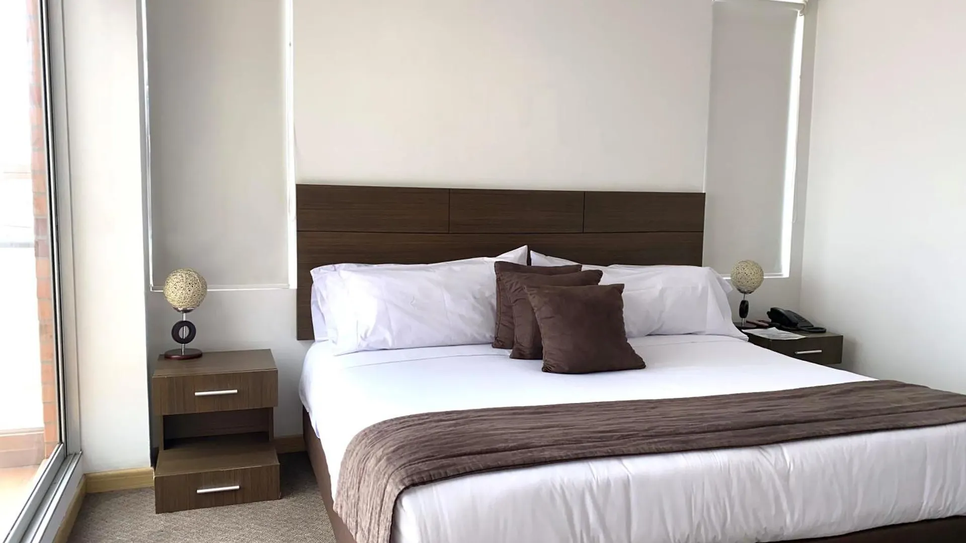 ***  Hotel Apartamentos Regency La Feria Bogotá Colômbia