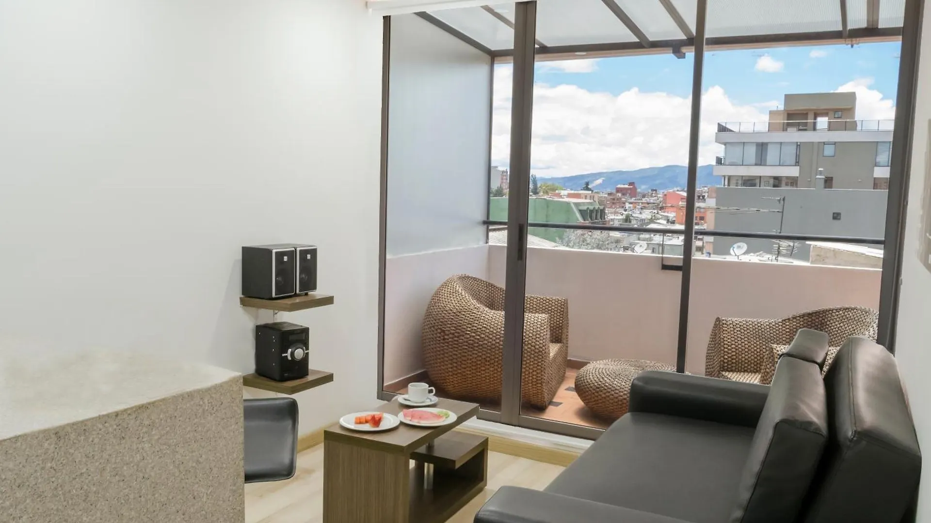 ***  Hotel Apartamentos Regency La Feria Bogotá Colômbia