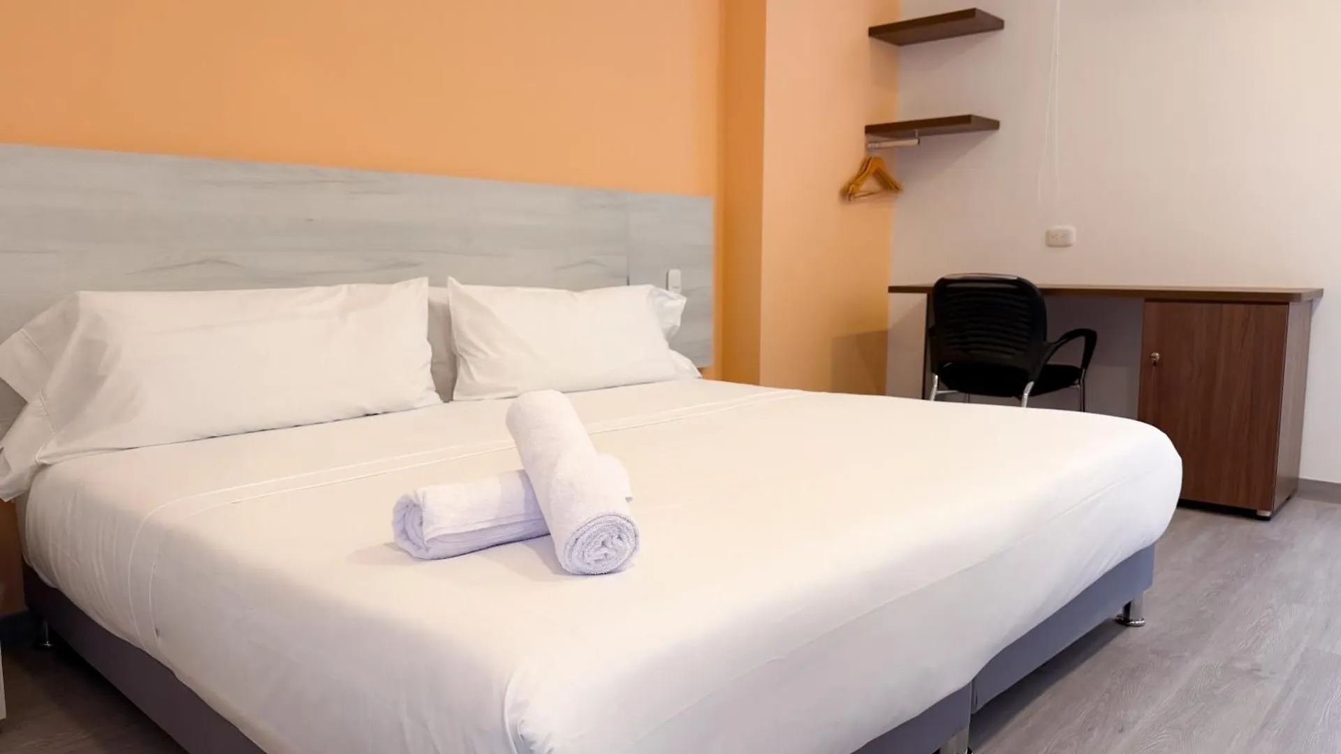 Apartamentos Regency La Feria Bogotá Colombia